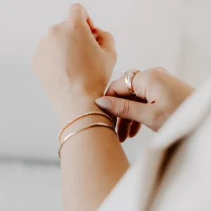 Lorem ipsum karkötő